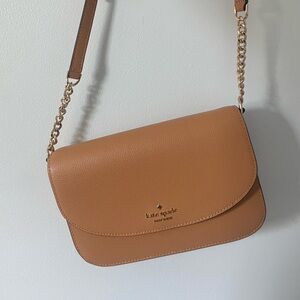 NWOT Kate Spade Kristi Crossbody Tan Purse with Chain Strap